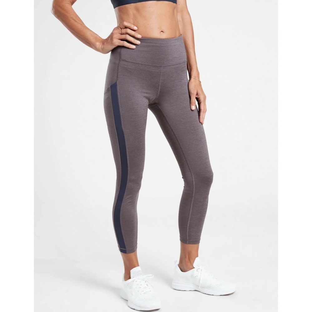 Athleta Ultimate Stash Pocket Heather 7/8 Tight